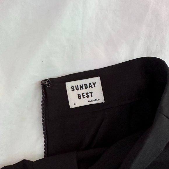 Aritzia Skirt - Picture 2 of 2